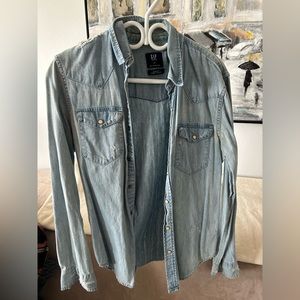 Gap distressed denim button down